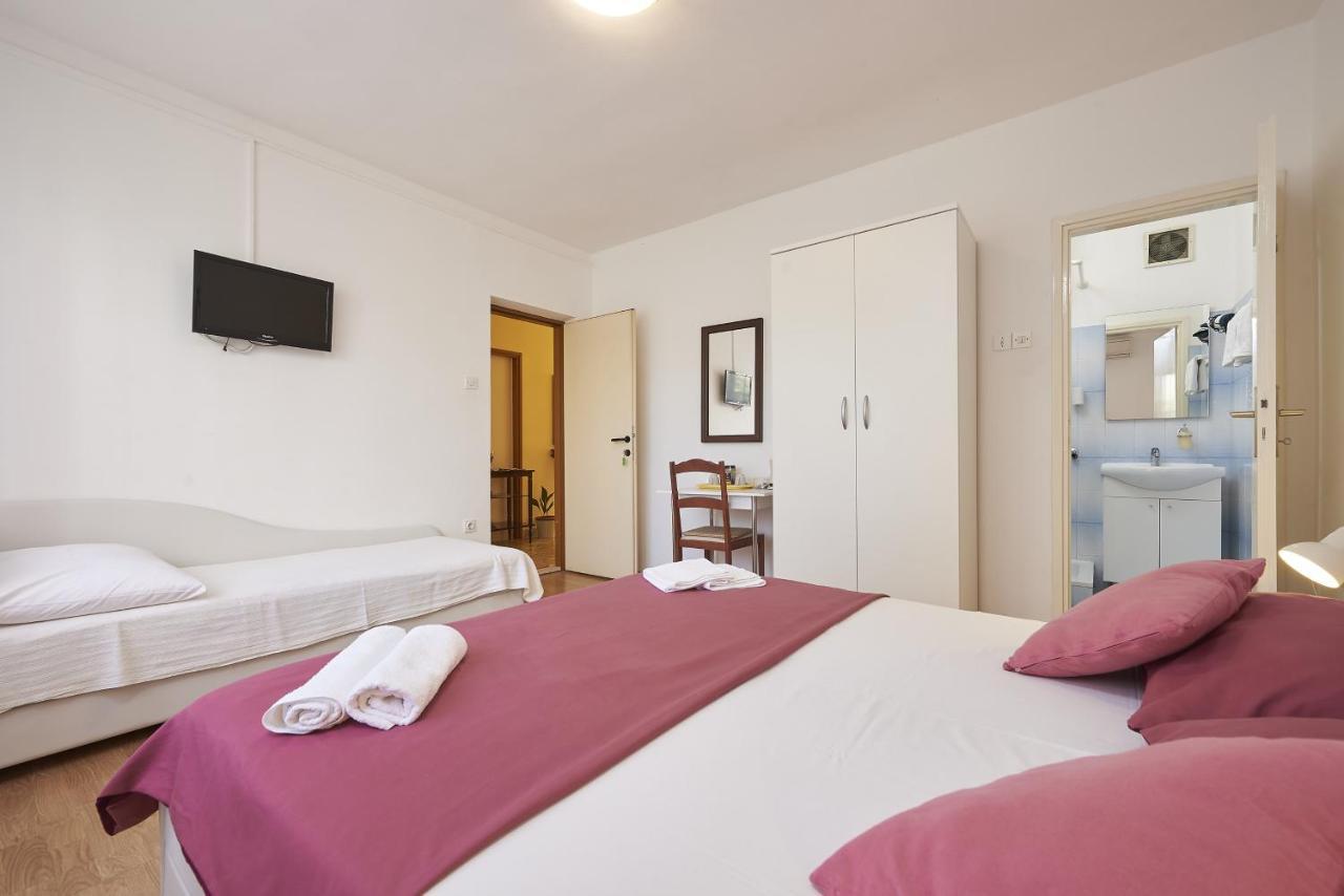 Triple Room Trogir 13102B Εξωτερικό φωτογραφία